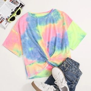 SHEIN Neon Rainbow Front Knot Tee